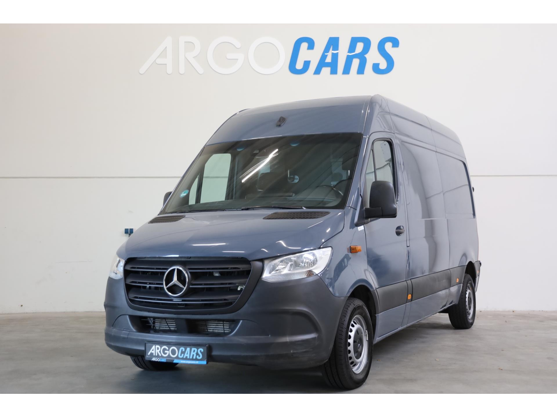 Mercedes-Benz Sprinter 314 CDI L2/H2 GRIJS CAMERA BLIS CLIMA CRUISE CONTROL NAVI 11/2021 LEASE v/a € 199,- p.m. Bestelauto