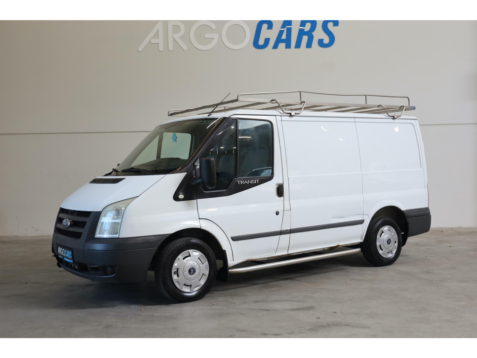 Ford Transit 260S 2.2 TDCI NAP TREKHAAK RADIO IMPERIAAL 3ZITS Bestelauto