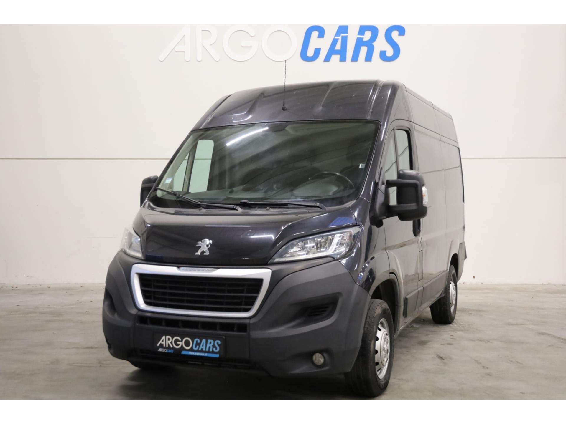 Peugeot Boxer 2.0 BlueHDI L2/H2 130PK PDC AIRCO NAVI CRUISE CONTROL LEASE V/A 99,- p.m. INRUIL MOGELIJK Bestelauto
