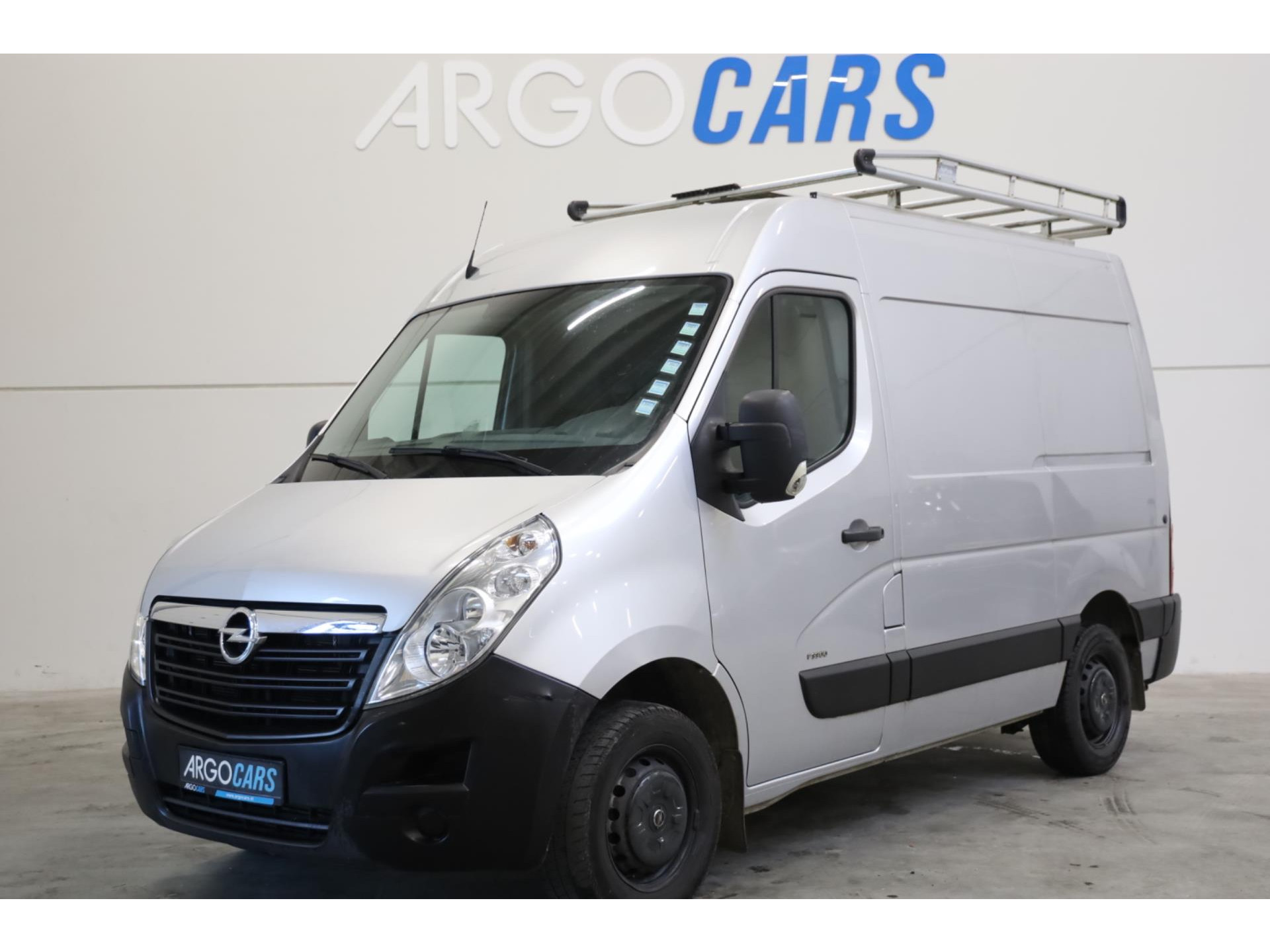 Opel Movano 2.3 CDTI CAMERA IMPERiAAL SCHADE ACHTERDEUREN AIRCO CRUISE CONTR TREKHAAK IMPERIAAL TOP AUTO RIJDBAAR Bestelauto